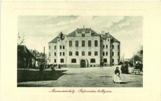 Marosvásárhely, Targu Mures; Református kollégium, kiadja Reichardrsperg I. és Társa / Calvinist dormitory