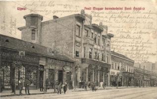 Budapest IV. Újpest, Árpád út, Pesti Magyar Kereskedelmi Bank, Ludwig H. Endre és Bernstein Mór üzletei, Újpesti Takarékpénztár, Breisach E. üzlete (r)
