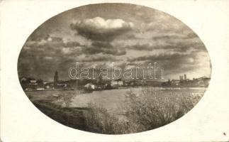 Ungvár, Uzshorod; látkép az Ung folyóval / river, photo (EK)