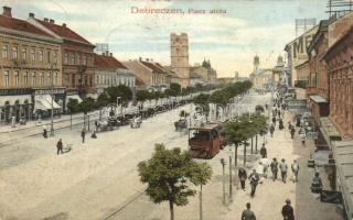 Debrecen, Piac utca, villamos, lovaskocsik, rézöntöde, Kohler Lajos üzlete, Bazár, Lofkovits Arthur órás, ékszerész vésnöki műterme, Központi Szálloda, Neumann M. üzlete; kiadja Szent Királyi és Nagy (EK)