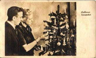 9 db MODERN szocreál motívumlap; párok, üdvözlő / 9 modern Socialist realist motive cards; couples, ...