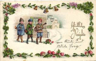 11 db RÉGI motívumlap, Újévi üdvözlőlapok, több érdekes litho lappal, vegyes minőség / 11 old motive...