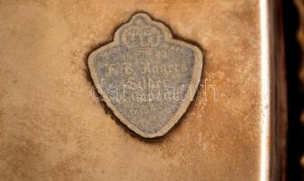 F.B. Rogers Silver Company ezüstözött alpakka kaviártartó üvegbetéttel, matricával jelzett,  10x18x8...