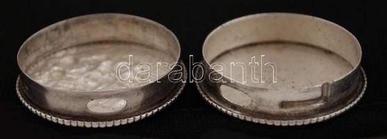 Táncoló kiskutyás jelenetes ezüst gyógyszeres szelence, gyógyszeradagolós, Ag., nettó: 17,1gr,  jelz...