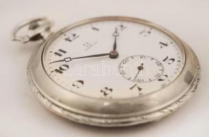 Omega zsebóra fémtokban, másodpercmutatós, jelzett, működik, d:5cm