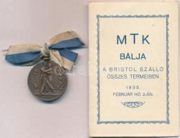 1935. "Kitűnő táncért / MFK" Br díjérem szalagon (29,5mm), "MTK Bálja" táncrenddel T:1-
