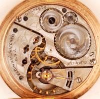 cca 1930 Elgin másodpercmutatós zsebóra, díszes, gravírozott tokkal, tájkép díszítéssel. Szép állapo...