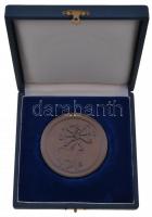 Papp László (1947-) 1988. "Első királyunk Szent István halálának 950. évfordulóján a Szent Jobb...