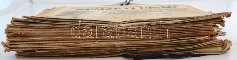 cca 1941-44 A háborús évek krónikája. Nemzeti Újság  kb 100 db száma benne a háborús évek krónikájáv...