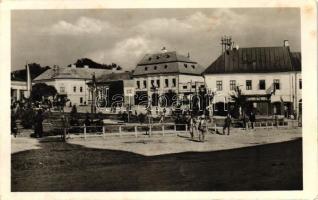 Dés, Dej; Piac tér, gyógyszertár / market square, pharmacy