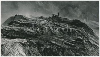 cca 1975 Zsigri Oszkár (1933-?): Holdbéli táj, jelzés nélküli vintage fotóművészeti alkotás, a szerző hagyatékából, 13x24 cm