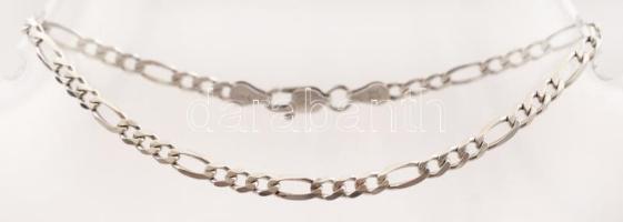 Ezüst karlánc, Ag., nettó: 4,5gr., jelzett, 21cm / Silver bracelet, Ag, net. 4,5gr, marked, 21cm.