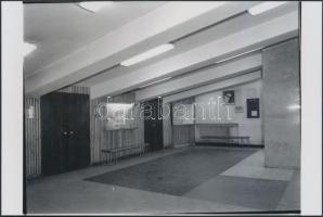 1973 Budapest, a BALASSI mozi kívül-belül, 5 db korabeli 6x7-es professzionális negatívról készült m...