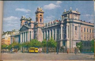 Olasz kiadású képeslapfüzet 18 db színes képeslappal, nagyrészt városképes lapok, néhány folklór mot...