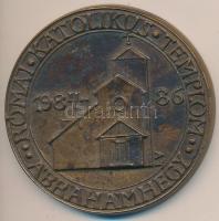 Asszonyi Tamás (1942-) 1986. "Ábrahámhegy Római Katolikus Templom" kétoldalas Br érem (65m...