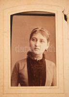 cca 1880  Kapcsos, aranyozott szélű régi fotóalbum kb 40 db vizitkártyával. 14x11x7 cm