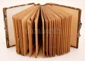 cca 1880  Kapcsos, aranyozott szélű régi fotóalbum kb 40 db vizitkártyával. 14x11x7 cm