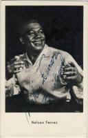Nelson Ferraz aláírása fényképen