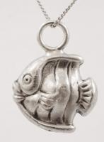 Ezüst nyaklánc medállal, Ag., nettó: 4,7gr., jelzett, 41cm/ Silver necklace with pendant, Ag, net. 4...