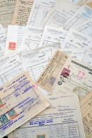 cca 1920-1946 29 db számla, mind számlailleték bélyeggel, sok felülnyomott, sokféle üzletből