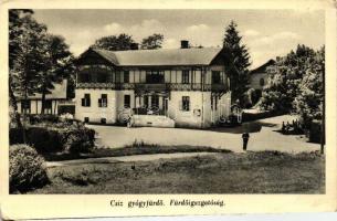 Csízfürdő, Ciz Kupele; 3 db, megíratlan fekete-fehér képeslap a fürdő épületeiről / 3 unused, black ...