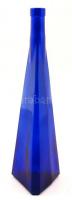 Kék, háromszög formájú üveg. 0,5L / 33 cm