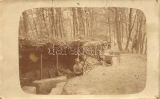 Ismeretlen hely, I. világháborús lövészárok, K.u.K. katonák / Unknown location, WWI infantry trench, Austro-Hungarian military soldiers (tűnyomok / pinholes)