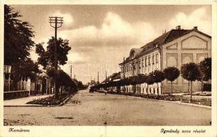 35 db RÉGI városképes és motívum képeslap, színes, érdekes anyag, a városképes lapok a történelmi Ma...