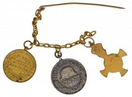 3db miniatűr láncon: 1869-1916. "Koronás Arany Érdemkereszt" zománcozott, aranyozott minia...