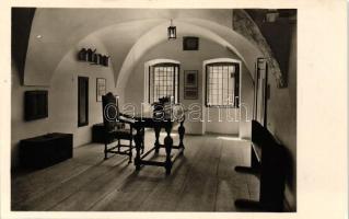 Kassa, Kosice; Miklós-Börtön, a hóhérpallós zárkája / prison, the executioner's room