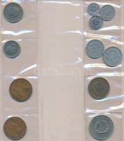 200db-os hobbi fémpénz gyűjtemény albumba rendezve T:vegyes
200pcs of diff. coins, hobby collection...