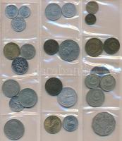 200db-os hobbi fémpénz gyűjtemény albumba rendezve T:vegyes
200pcs of diff. coins, hobby collection...