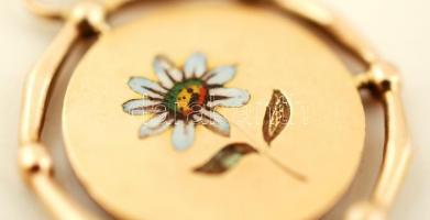 Arany (Au) 14 K medál, zománc virággal (hiányos),  jelzés nélkül, bruttó:1,6 g, 2 cm