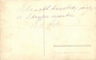 Elesett tisztek sírja a Strypa mentén /  Eastern battlefield of WWI by Strypa, and officers' to...