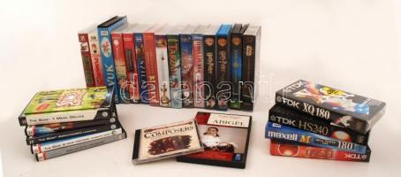 6 db Sims játékprogram, 1 db Abigél DVD, 1 db Mozart CD, 16 db VHS kazetta(Oroszlánkirály, Harry Potter, Vuk, stb.)
