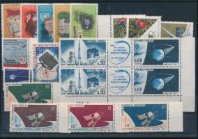 Space Exploration 1965-1966 15 diff stamps + 1 corner block of 6, Űrkutatás motívum 1965-1966 15 klf bélyeg + 1 ívsarki hatstömb