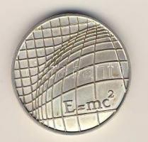 Modern Ag 46,35g "Albert Einstein" emlékérem T:PP