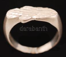 Ezüst(Ag) gyűrű, jelzett, méret: 53, nettó: 2,3 g
