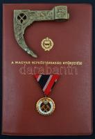 1973. "Bányász Szolgálati Érdemérem bronz fokozata" kitüntetés mellszalaggal, adományozói ...