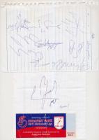 A Veszprém kézilabda csapata tagjainak aláírása papírlapon(Gál Gyula, Iváncsik Ferenc, Marian Cozma, Mocsai Lajos, stb.)