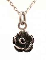 Ezüst nyaklánc medállal, Ag., nettó: 3gr., jelzett, 44cm /Silver necklace with pendant, Ag, net. :3g...