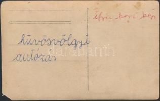 cca 1920 Hűvösvölgyi autózás. Jelzetlen, hátoldalon feliratozva. Egy sarok sérült. 14x9 cm