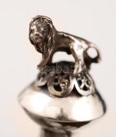 Ezüst (Ag) oroszlán figurás tóramutató, jelzett, bruttó:21 g, h:14,5 cm