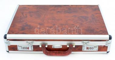 Hofburg késkészlet, ollóval, táskában, használatlan, újszerű állapotban