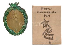 ~1945. "Magyar Kommunista Párt" festett fém jelvény utólag hozzáforrasztott tűvel (27,5x21,5mm) T:2,2-