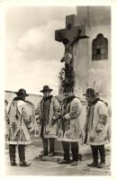 Mohácsi parasztok / peasants from Mohács, Hungarian folklore (EB)