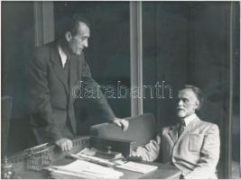 cca 1946 Zathureczky Ede (1903-1959) hegedűművész és Kodály Zoltán (1882-1967) zeneszerző, korabeli negatívról későbbi nagyítás, 18x24 cm