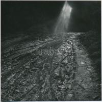 cca 1985 Molnár-Csikós Virág: Fény, felület, anyag című sorozatából 3 db jelzés nélküli vintage fotó...