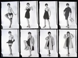 cca 1972 A vetkőzés bizsergető művészete, 12 db korabeli, finoman erotikus felvétel modern nagyítása, 15x10 cm / 12 erotic photos, 15x10 cm