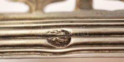 Antik ezüst (Ag.) füles tálca tartó, áttört széllel faun fej díszítéssel, fa tálcalappal, gravírozot...